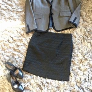 ! Loft mini  skirt😍